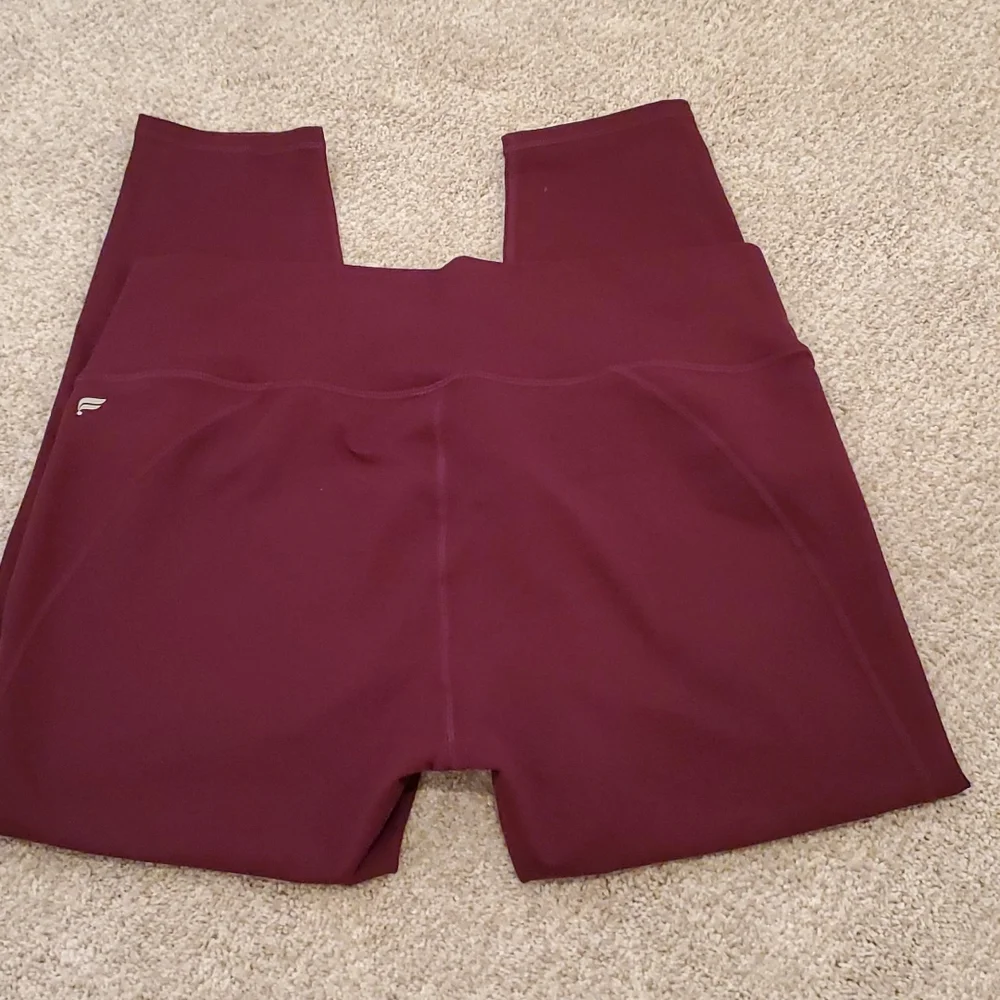 NWT Fabletics High Wasted Powerholds 7/8 - Picture 2 of 4